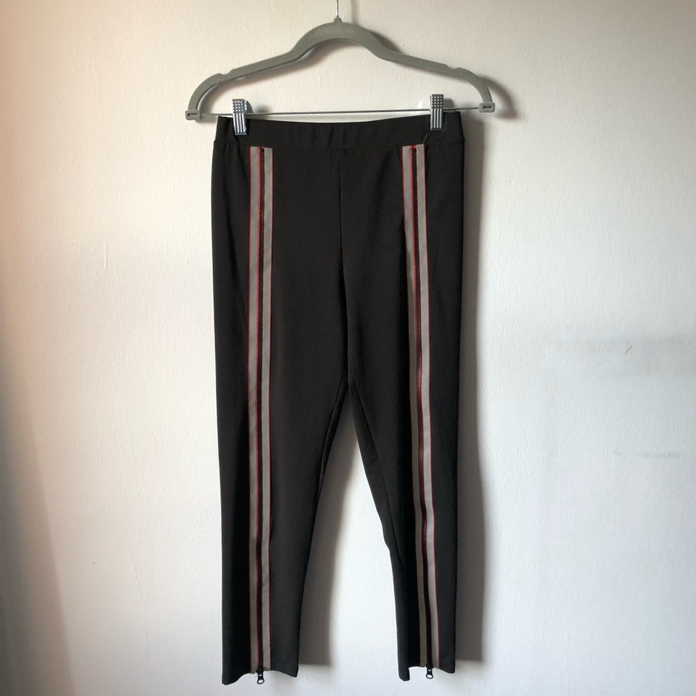 Fashion Nova Retro Leggings